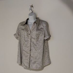 Lane Bryant Black and White Polka Dot Short Sleeved Blouse Size 16